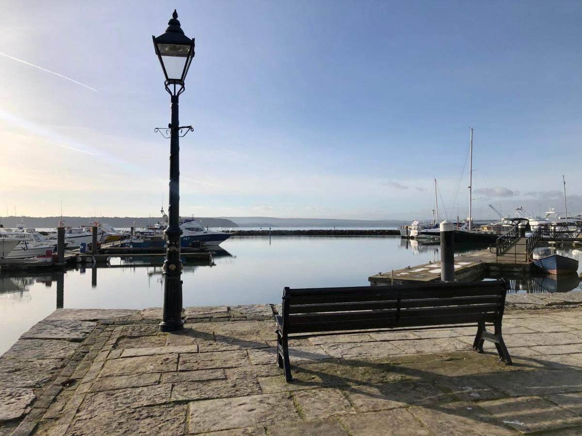 House With Parking, Short Stroll To Quay, Shops And Restaurants Vila Poole Exterior foto